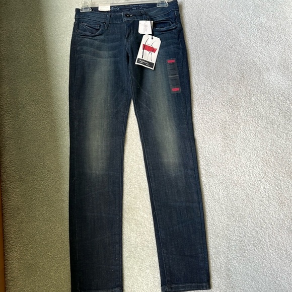 Levi’s Slight Curve Stretch Skinny Jeans - Picture 5 of 6